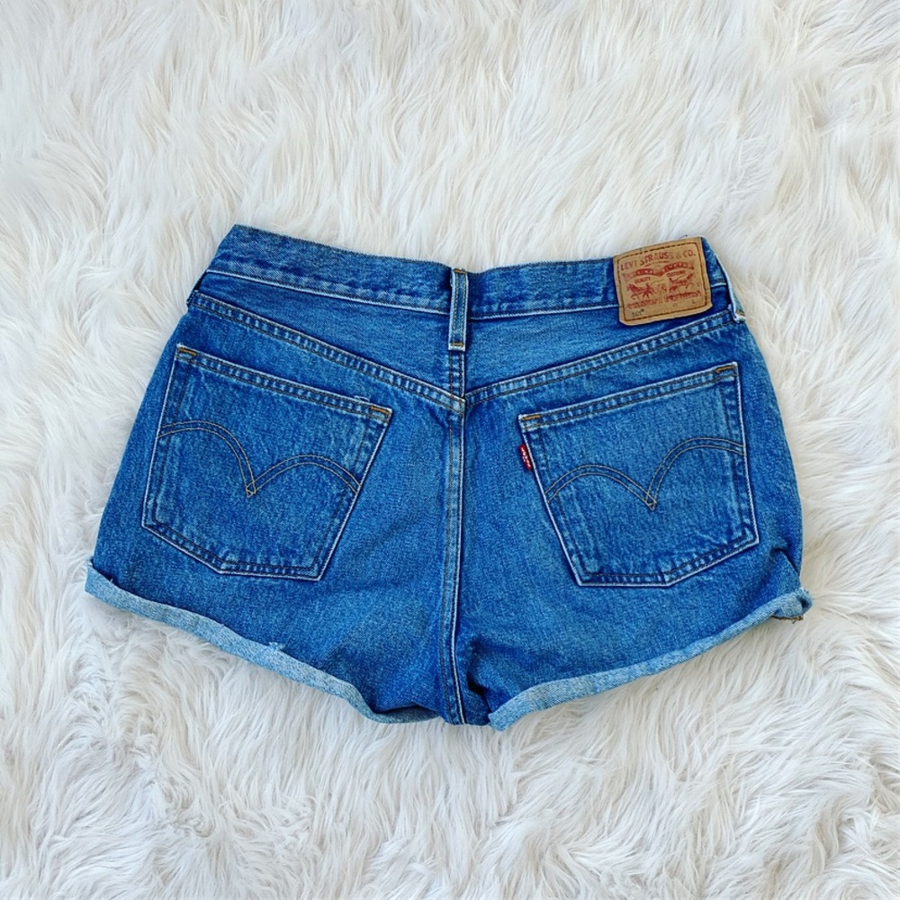 LEVIS jean shorts